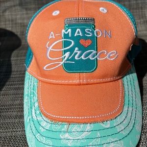 A-Mason Grace hat Cherished Girl
